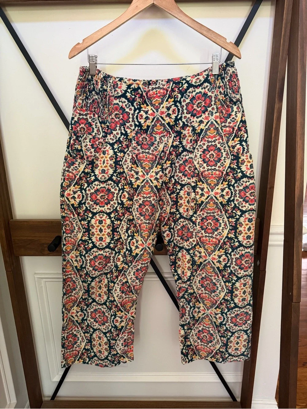 NWOT size Medium Free People Lunan Crop Harem Corduroy printed pants